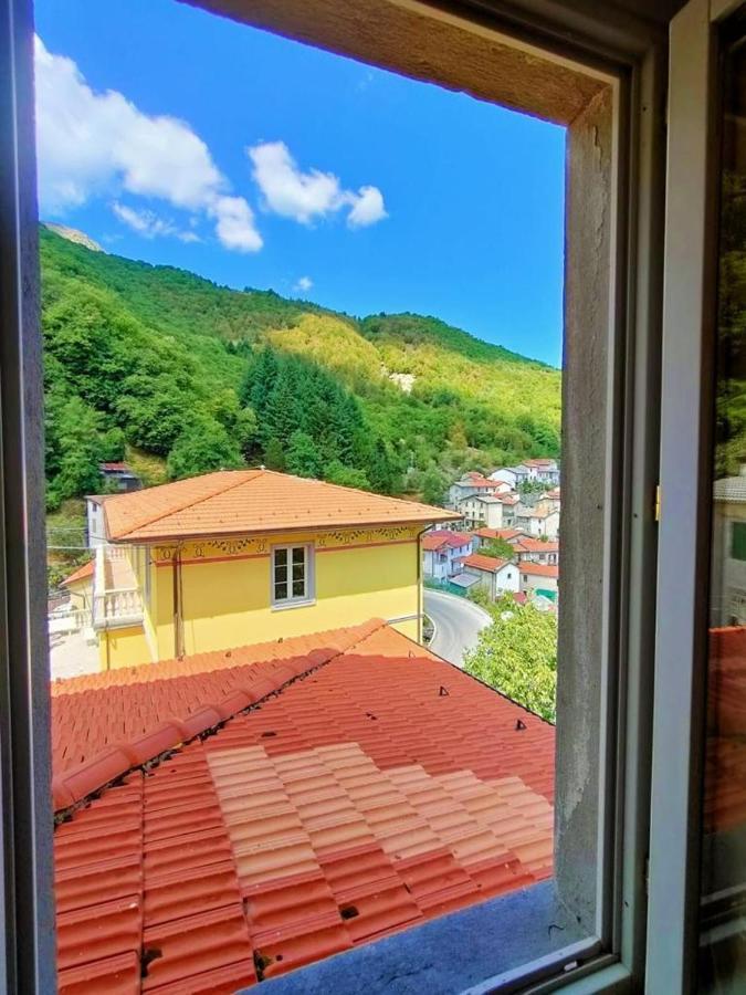 Hotel Palazzo Del Doma - Lake Vagli Vagli di Sotto Екстер'єр фото